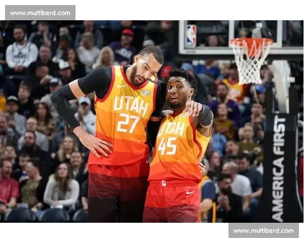 全面解析全球体育热点，深度剖析赛事动态与运动员表现